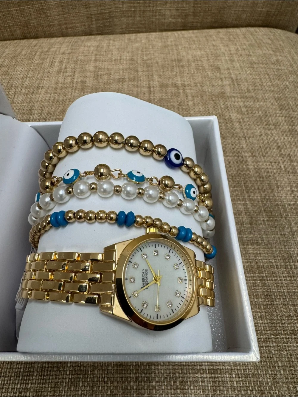 American Exchange Women’s Analog Gold Tone Bracelet Watch White Dial Box Set